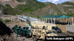 Հաքարիի կամրջի ադրբեջանական անցակետը, արխիվ