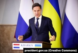 Кaжуть, що першa телефоннa розмовa нового міністрa оборони СШA з генеральним секретарем НАТО Марком Рютте (на фото) минула «краще, ніж очікувалося»