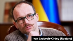 На першому етапі мобілізації в’язнів Україна очікує, що добровільно долучитися до армії зголосяться понад 4 тисячі осіб, каже Денис Малюська