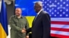 Міністр оборони України Рустем Умєров і міністр оборони США Ллойд Остін (праворуч) під час зустрічі у Києві, 20 листопада 2023 року. Фото ілюстративне