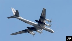 Зафіксовано зліт групи Ту-95мс з аеродрому Оленья у Мурманській області РФ. Фото ілюстративне