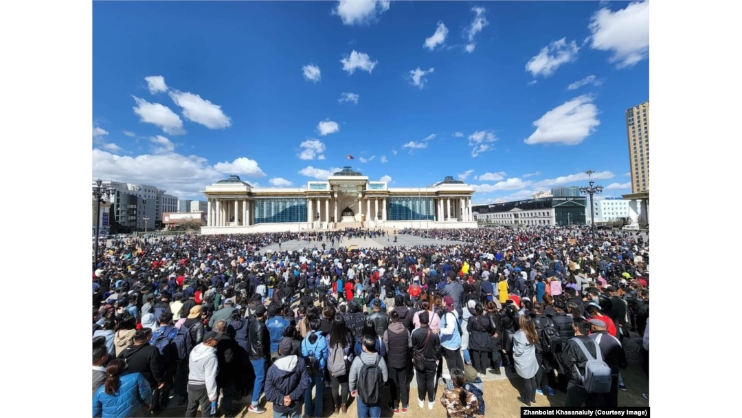 Протесты в Монголии против повышения цен. Улан-Батор, 8 апреля 2022 года. Фото Жанболата Хасанайулы