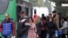 Забастовка водителей микроавтобусов привела к столпотворениям на остановках Бишкека. 2 апреля 2018 года.