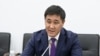 Орунбеков өзүнүн аты аталган фейк, троллдор жөнүндө иликтөөгө жооп берди 
