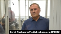 Олександр Єфремов два роки перебуває під вартою, його, серед іншого, звинувачують у держзраді