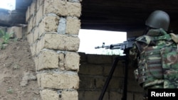 Азербайджанський військовий на бойовій позиції, архівне фото, 2016 рік