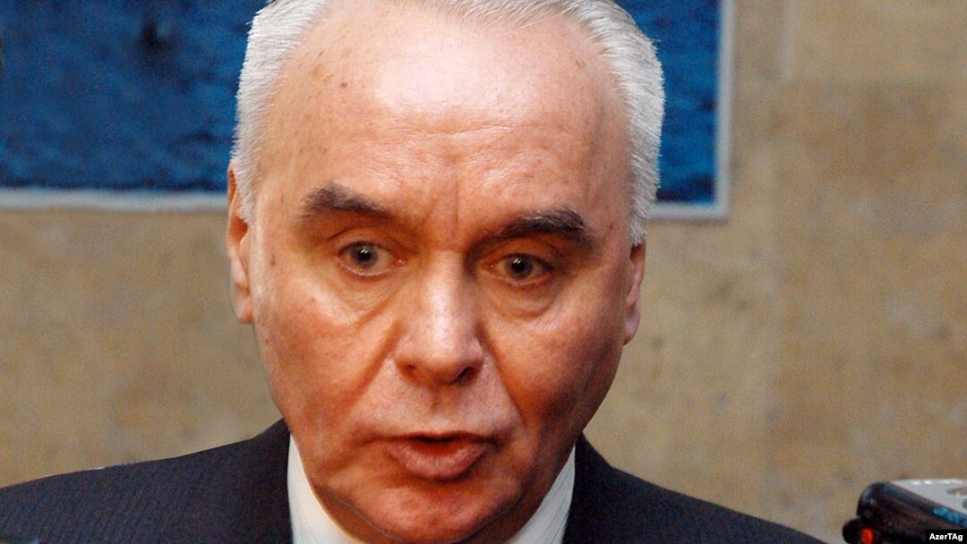 Махмуд Мамедгулиев