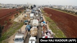 Civili napuštaju Idlib, 28. januar 2020. 