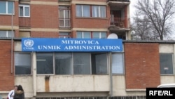 Kancelarija UNMIK-a u Kosovskoj Mitrovici, Foto: Ricki Green