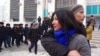 В начале года в обществе активно обсуждалось &quot;дело Максата Усенова&quot; - молодого человека, который, судя по публикациям в СМИ, совершил наезд на своем автомобиле на шестерых пешеходов, один из них скончался от травм. Усенова не привлекли к уголовной ответственности, ограничившись применением административного наказания. Осенью сообщалось, что лишенный водительских прав Усенов вновь попал в ДТП - допустил столкновение с другим автомобилем. Сейчас фамилия Усенова невольно упоминается в Сети в случаях, когда речь идет о социальной несправедливости.