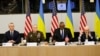 Справа наліво: міністр оборони України Олексій Резніков, міністр оборони США Ллойд Остін, голова Об’єднаного комітету начальників штабів США генерал Марк Міллі та генсекретар НАТО Єнс Столтенберґ під час зустрічі «Рамштайн». Брюссель, 14 лютого 2023 року 