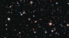 Kosmos giňişligi. Hubble kosmos teleskopynda edilen surat.
