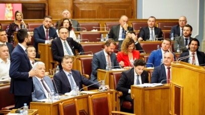 Građani Podgorice o izlasku iz političke krize