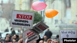 Բողոքի ակցիա ընդդեմ պարտադիր կուտակային վճարների, արխիվ