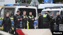 Optsprezece persoane au fost rănite în atacul cu cuțitul din Hamburg. O femeie a fost arestată.