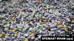 Muslim worshippers gather outside Namrah Mosque during the Hajj pilgrimage in Arafat, near Mecca, Saudi Arabia, on August 31.