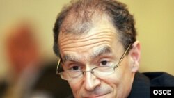 Daniel Fried