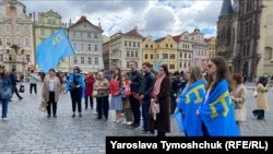 Акция памяти жертв депортации крымскотатарского народа. Прага, Чехия, 18 мая 2025 года