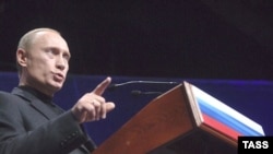 Путин Лужникида чыгыш ясый