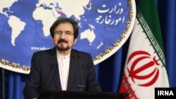 اظهارات بهرام قاسمی در حالی بیان شده است که هلال احمر ایران در فهرست تحریم‌های آمریکا قرار ندارد.