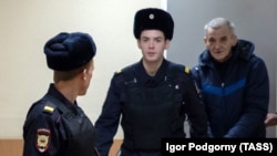 Російський історик Юрій Дмитрієв у суді