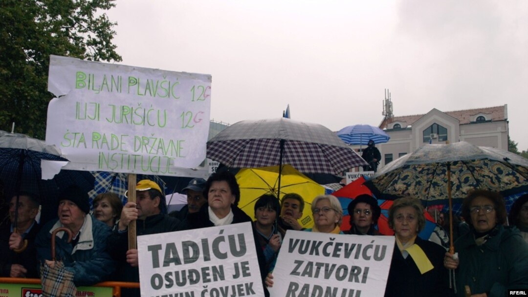 Sa protesta podrške Iliji Jurišiću u Tuzli, oktobar 2009. Foto: Maja Nikolić