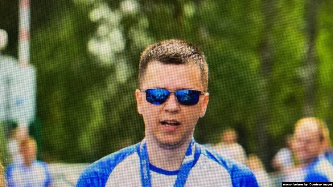 Андрій Зельцер, підозрюваний в нападі на співробітника КДБ. Скріншот із сайту macronbelarus.by 