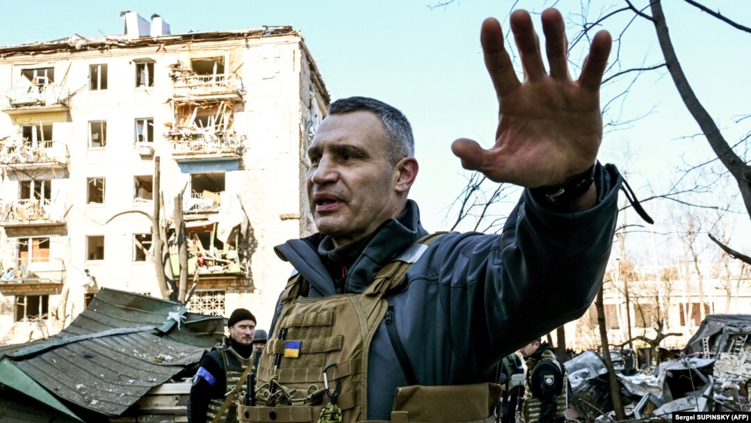 «Два влучання в Шевченківському районі», повідомив Віталій Кличко