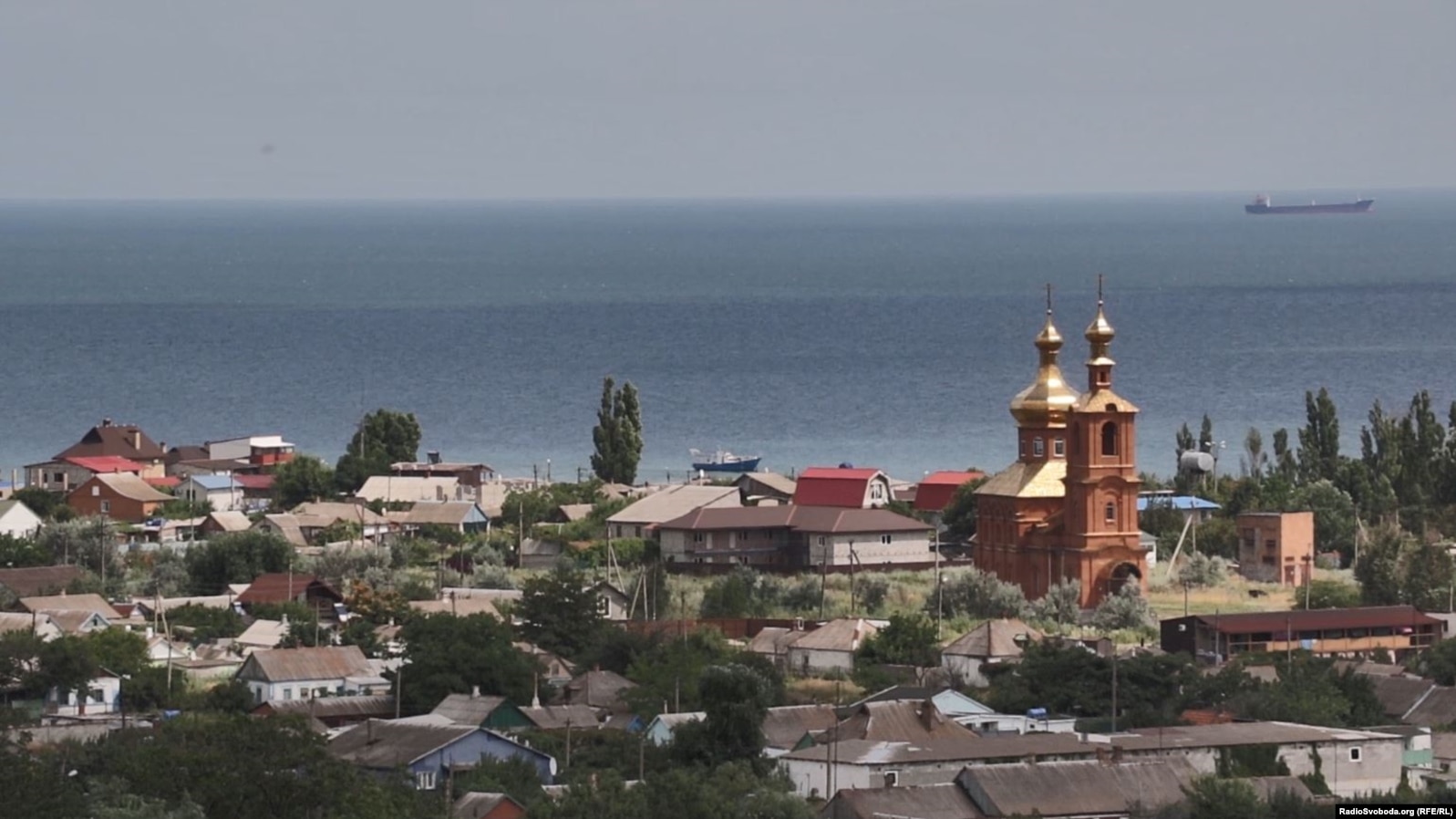 Курортне селище Мелекіне на Азовському морі