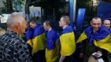 Возвращение украинских военнопленных домой после обмена. 23 мая 2025 года