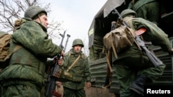Російські гібридні сили біля Петрівського Донецької області, 9 листопада 2019 року