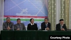 Ҳангоми баррасии номзадии Бобоназарова. Тирамоҳи соли 2013