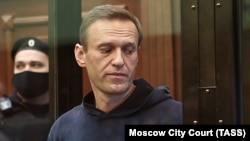 Під час виступу на засіданні Олексій Навальний заявив, що за цим процесом стоїть «страх і ненависть» президента Росії Володимира Путіна
