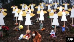 Ушанування пам'яті жертв стрілянини у Ньютауні