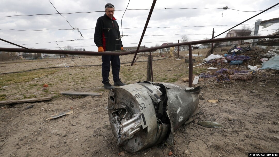  «Збили над Плодовим ракету, місцеві вийшли подивитися – і ось наслідок», повідомляє Каховська територіальна громада 