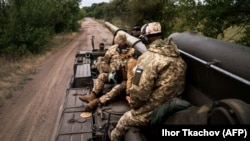 Артилеристи ЗСУ на САУ Піон, осінь 2022 року