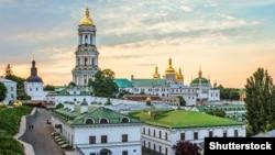 Метою заходів, за даними СБУ, є, зокрема, недопущення використання Лаври як осередку «русского мира»