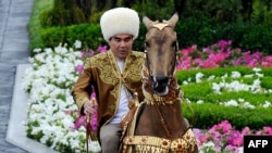 Гурбангулы Бердымухмаедов.