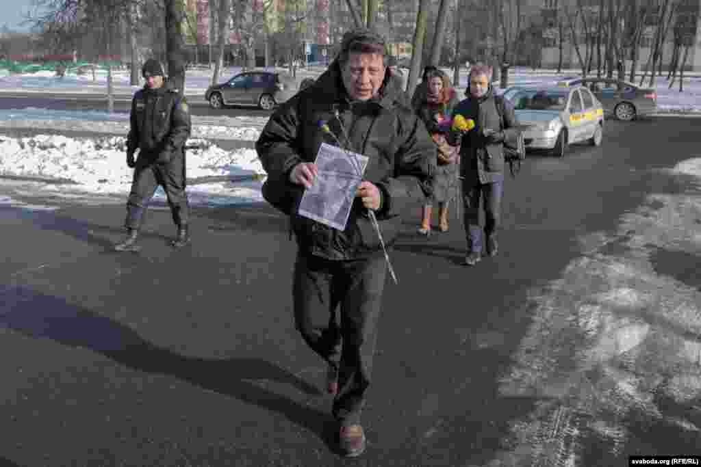 Абвінавачанаму ў забойстве Нямцова Зауру Дадаеву далі 20 гадоў калёніі. Расейскія СМІ сьцьвярджалі, што паказаньні Дадаеву дыктаваў сьледчы. Родныя і паплечнікі Нямцова настойвалі на датычнасьці да забойства кіраўніка Чачні Рамзана Кадырава, а арганізатарам злачынства неаднаразова называлі былога намесьніка камандзіра батальёну «Поўнач» Руслана Герэмеева, у час сьледзтва ні разу не дапытанага
