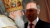 Президент Росії Володимир Путін (праворуч) і Московський патріарх Кирило. Москва, 1 травня 2016 року