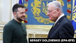 Спеціальний представник президента США Кіт Келлог (п) із президентом України Володимиром Зеленським, Київ, 20 лютого 2025 року
