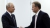 Великий обмін і показова зустріч. Путін не забуває про Медведчука