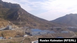 Бозумчак кени. Жалал-Абад облусу. Иллюстрациялык сүрөт.