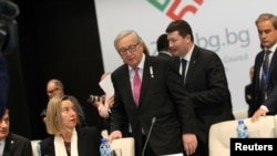 Жан-Клод Юнкер (с) під час церемонії початку головування Болгарії в ЄС, Софія, 12 січня 2018 року
