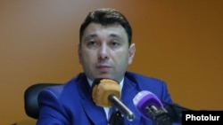 Эдуард Шармазанов (архив)